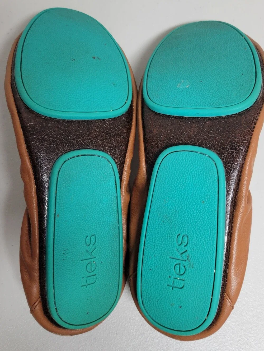 Teiks By Gravielli Foldable Ballet Flats Size 9 In Chesnut Color.